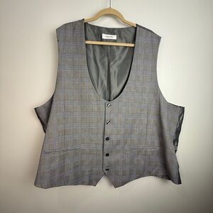 Classic Gray Checkered Men's Vest